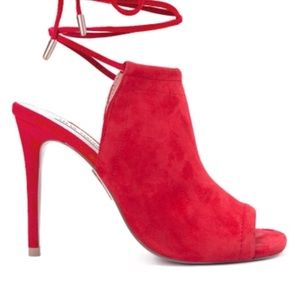 Steve Madden Red Sophie Suede 7m